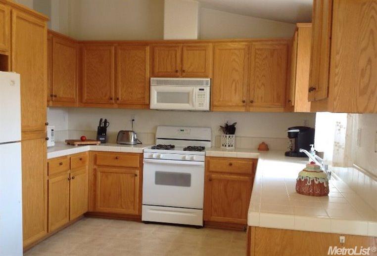 1047 Lambdin St, Manteca, CA 95336 photo 8