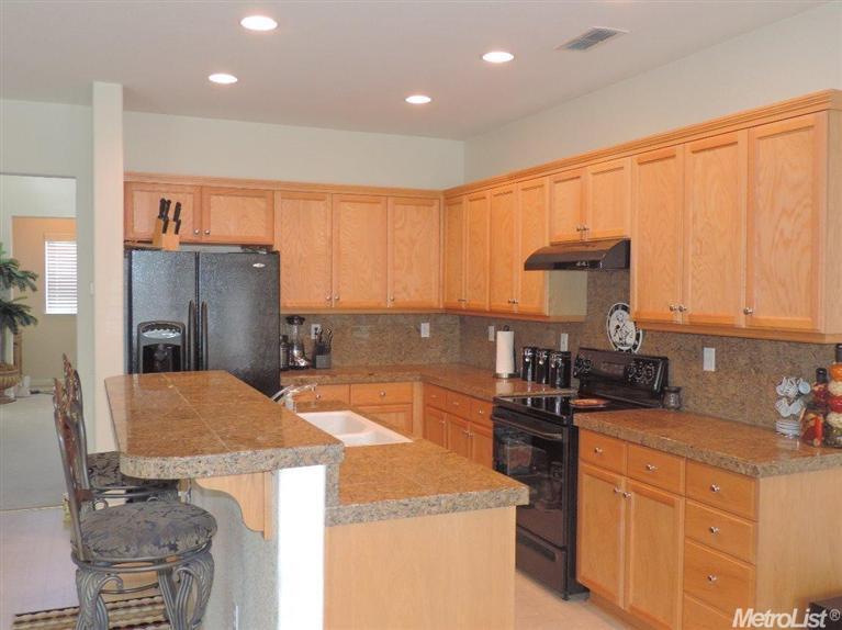 3312 Dewar Ln, Turlock, CA 95382 photo 1