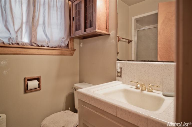 1305 W Rumble Rd, Modesto, CA 95350 photo 19