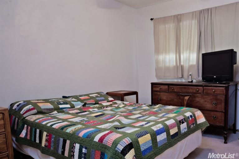 1305 W Rumble Rd, Modesto, CA 95350 photo 15
