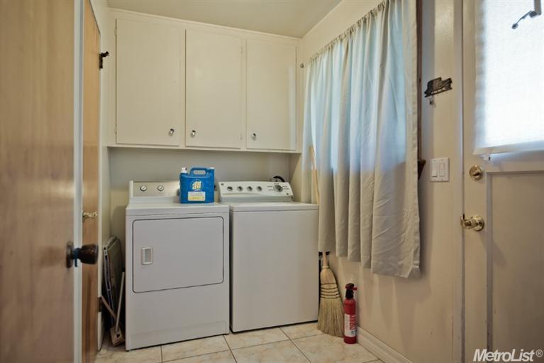 1305 W Rumble Rd, Modesto, CA 95350 photo 14