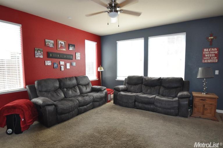 690 Courtyards Loop, Lincoln, CA 95648 photo 7