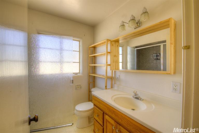 821 Coldwell Ave, Modesto, CA 95350 photo 8