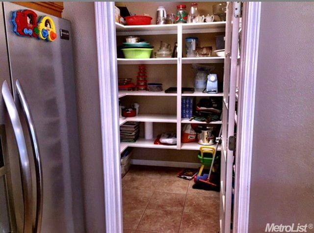 1334 Arundel Ct, Lodi, CA 95242 photo 3