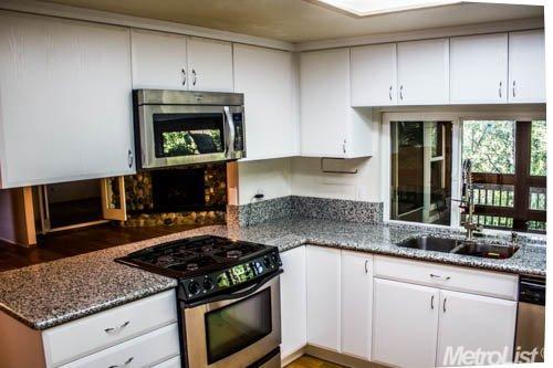 925 Pine Hill Rd, Colfax, CA 95713 photo 4