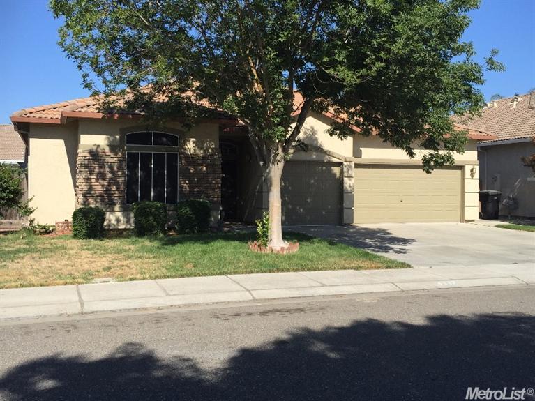 4117 Hidden Meadow Ct, Modesto, CA 95356 photo 2