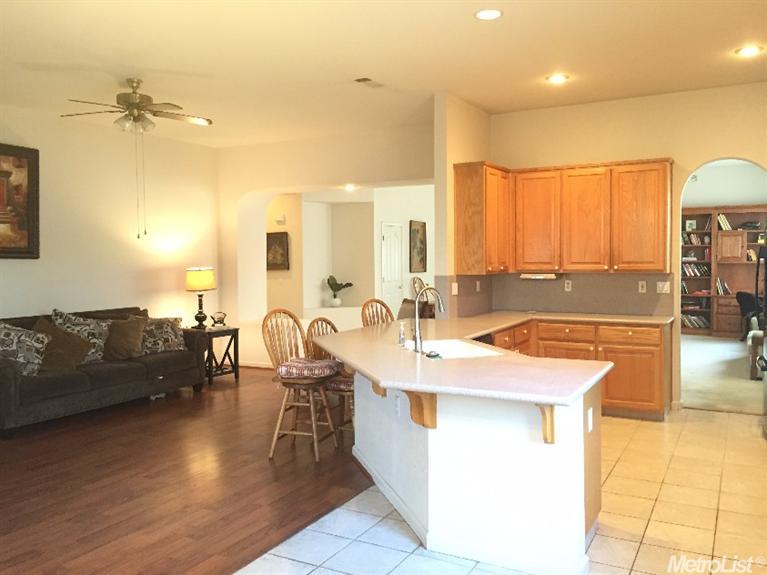 4117 Hidden Meadow Ct, Modesto, CA 95356 photo 5