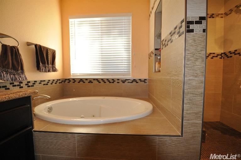 8037 Acappella Cir, Antelope, CA 95843 photo 14