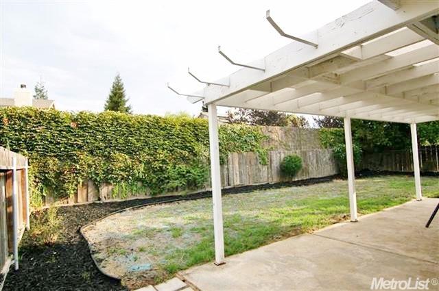 1372 E D St, Oakdale, CA 95361 photo 14