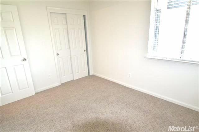 1372 E D St, Oakdale, CA 95361 photo 9