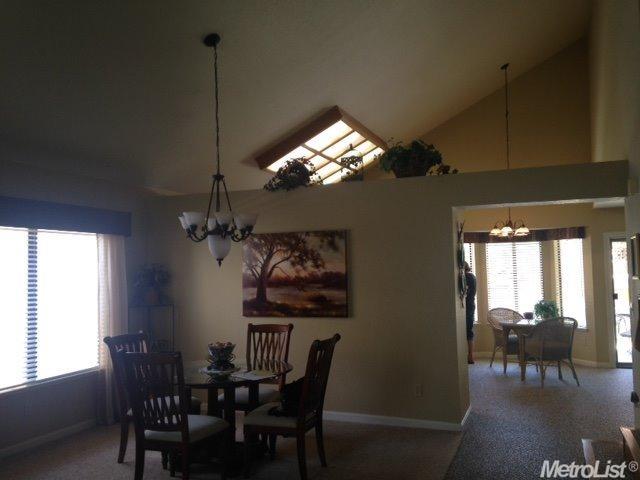 2100 Bailey Ct, Modesto, CA 95355 photo 1