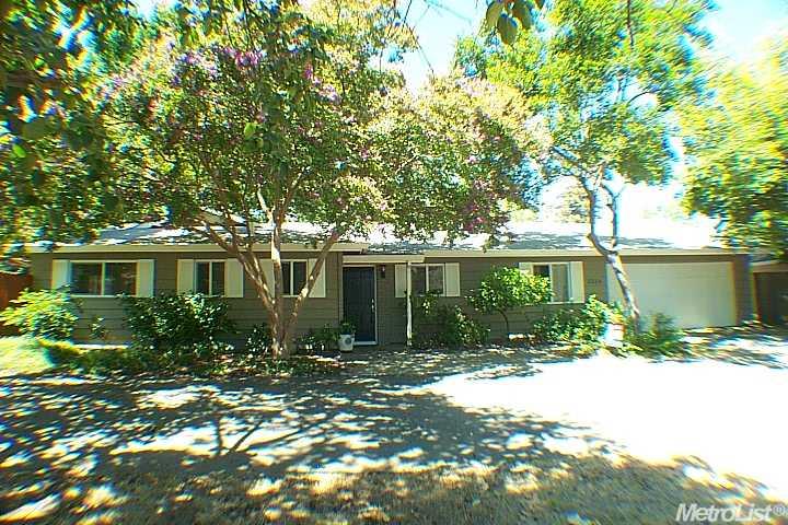 5534 North Ave, Carmichael, CA 95608 photo 1