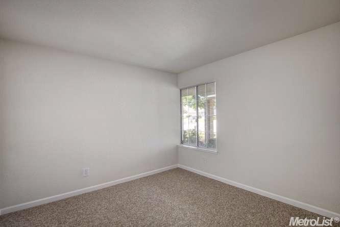 8112 Falcon View Dr, Antelope, CA 95843 photo 11