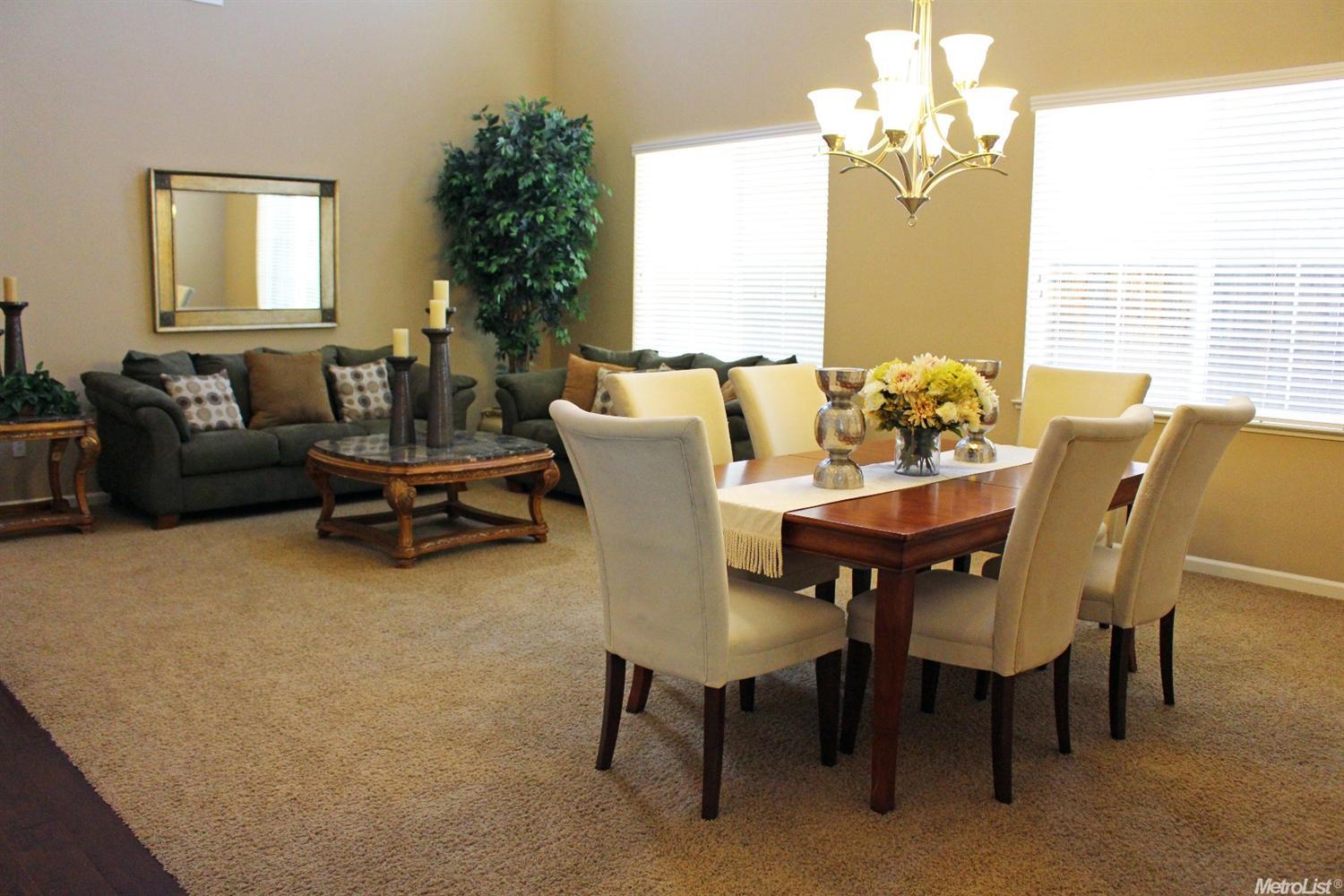 611 Open Range Ln, Rocklin, CA 95765 photo 2