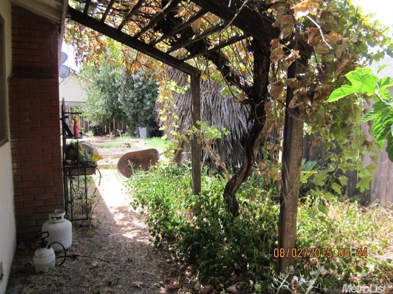 2009 La Veta, Modesto, CA 95352 photo 9