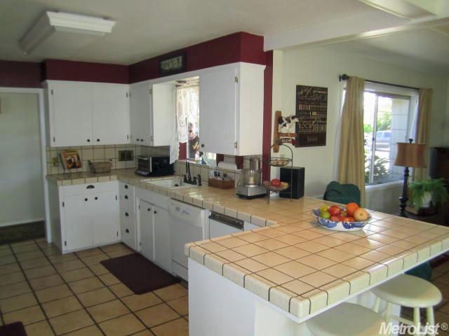 351 La Setta Dr, Lodi, CA 95242 photo 7