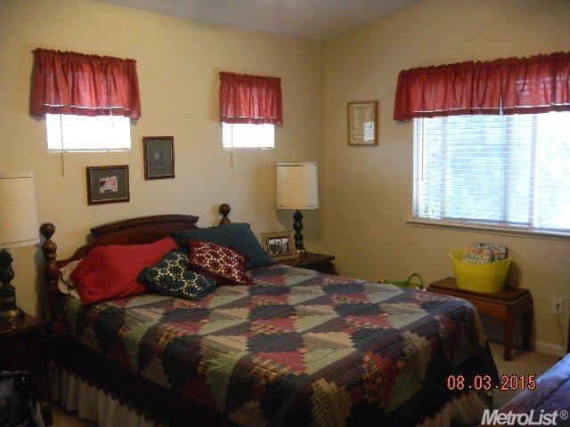 172 Memory Ln, Turlock, CA 95382 photo 19