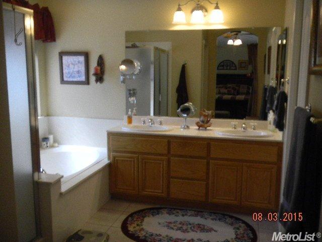 172 Memory Ln, Turlock, CA 95382 photo 14