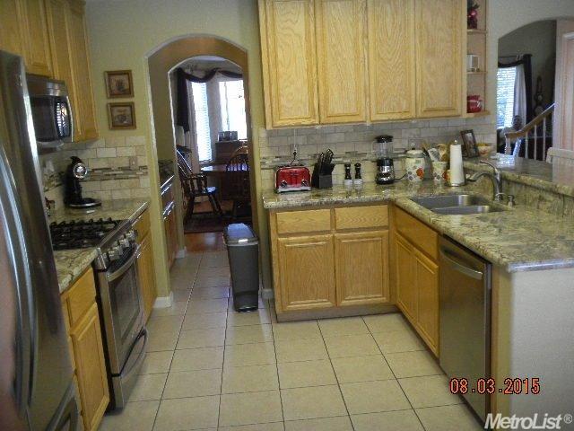172 Memory Ln, Turlock, CA 95382 photo 11