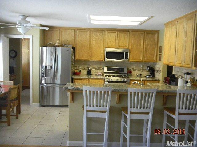172 Memory Ln, Turlock, CA 95382 photo 10