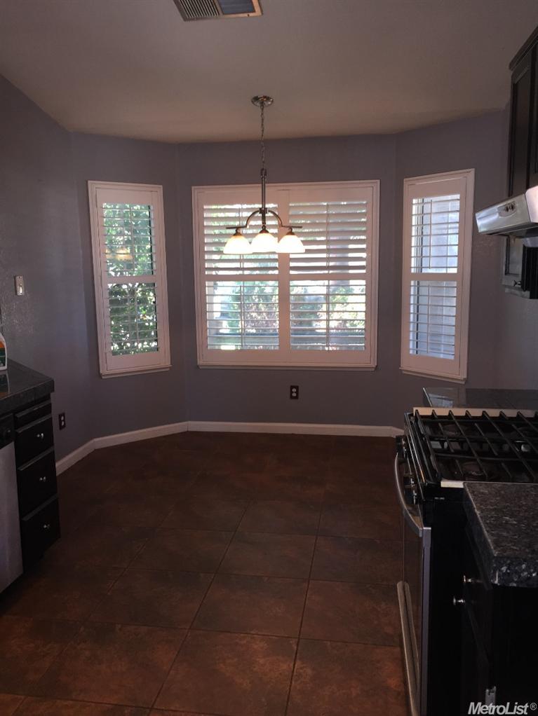 14440 Pine Valley Dr, Lathrop, CA 95330 photo 5