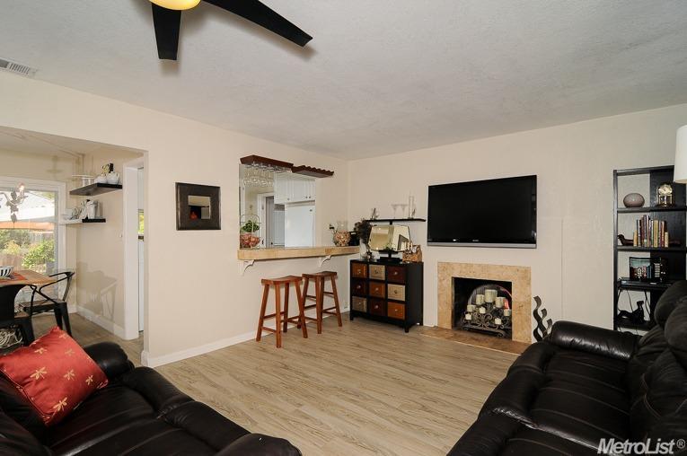 2813 Darwin St, Sacramento, CA 95821 photo 5