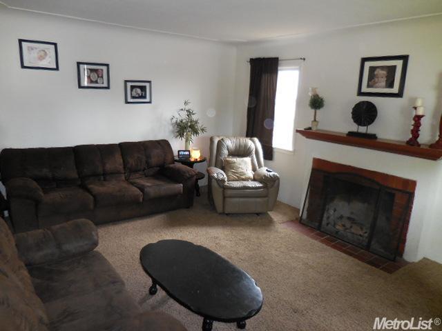 2312 Bellamy St, Modesto, CA 95354 photo 4