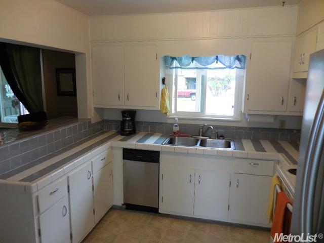2312 Bellamy St, Modesto, CA 95354 photo 9