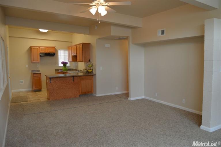 2032 Ellis St, Modesto, CA 95354 photo 9