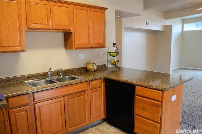2032 Ellis St, Modesto, CA 95354 photo 13