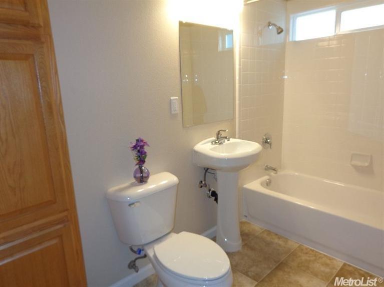 2032 Ellis St, Modesto, CA 95354 photo 17