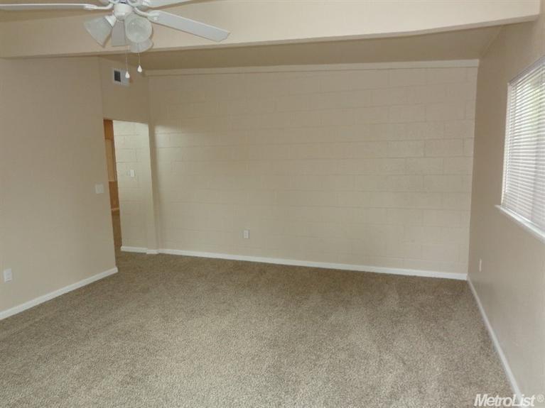 2032 Ellis St, Modesto, CA 95354 photo 6
