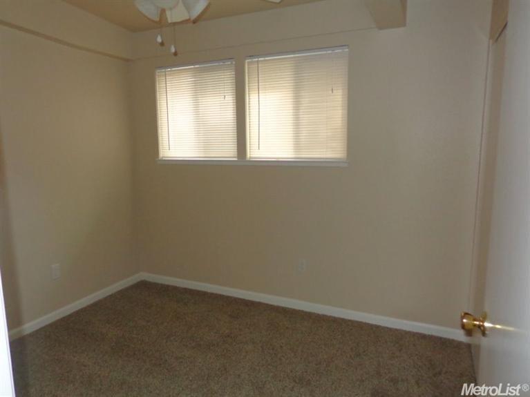2032 Ellis St, Modesto, CA 95354 photo 15