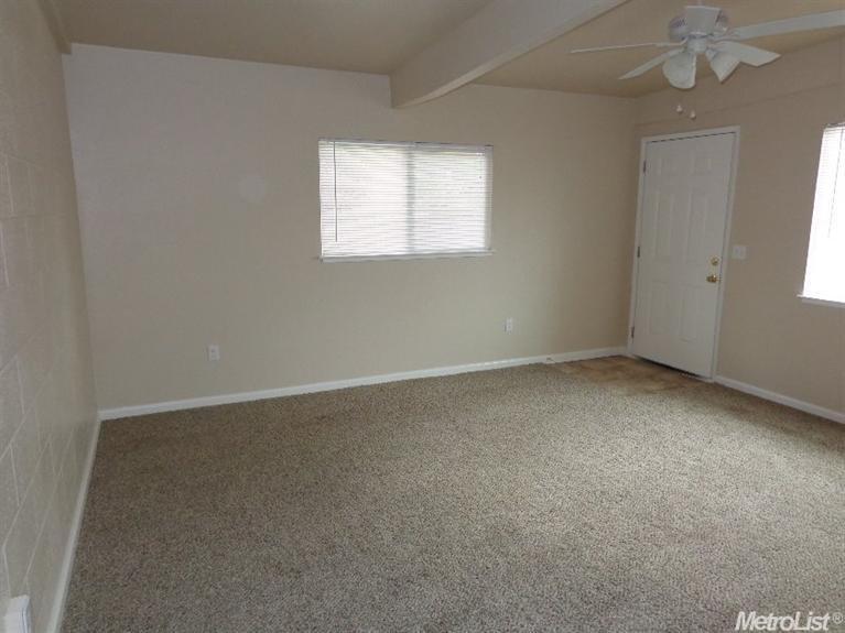 2032 Ellis St, Modesto, CA 95354 photo 5