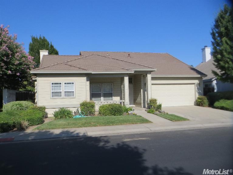 2595 Hogan Dr, Turlock, CA 95382 photo 1
