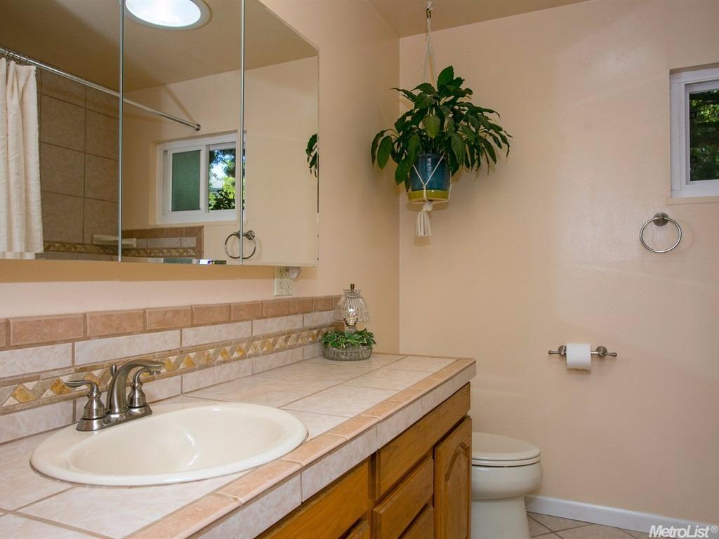 1631 Glen Dr, Placerville, CA 95667 photo 9