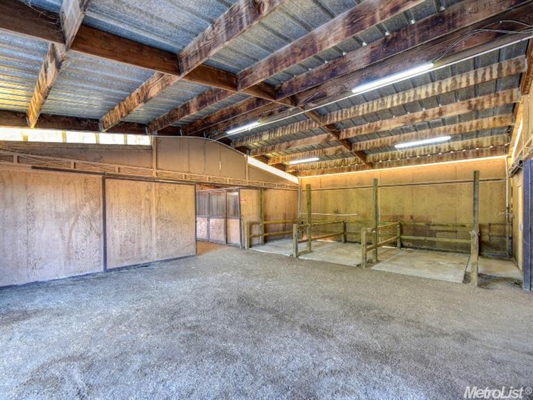9760 Dillard Rd, Wilton, CA 95693 photo 12