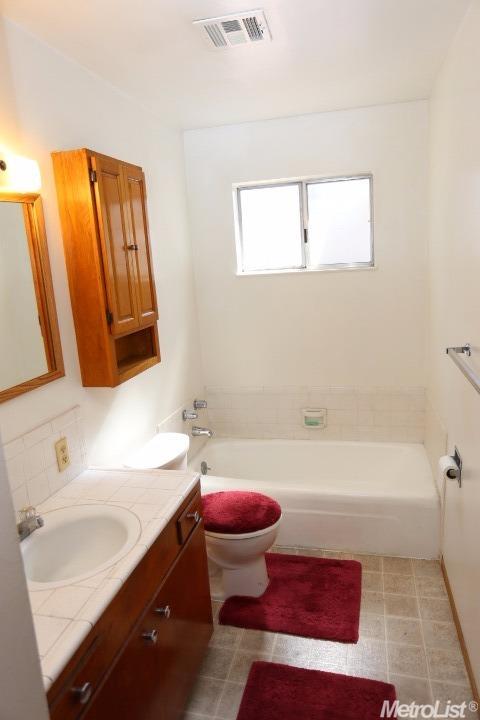 1433 Vista Dr, Lodi, CA 95242 photo 11