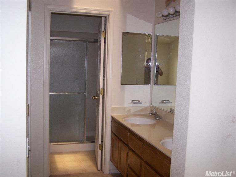 5312 Helensburgh Pl, Antelope, CA 95843 photo 6