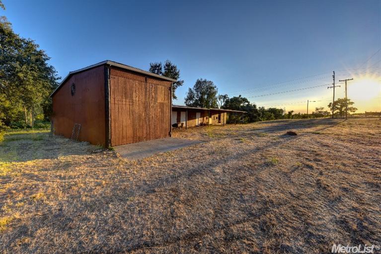 3540 Gladding Rd, Lincoln, CA 95648 photo 2