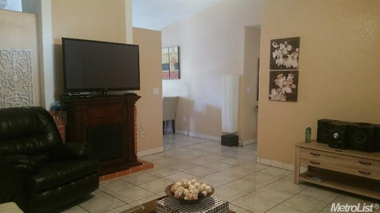 2056 Rock Pine Ct, Modesto, CA 95351 photo 5