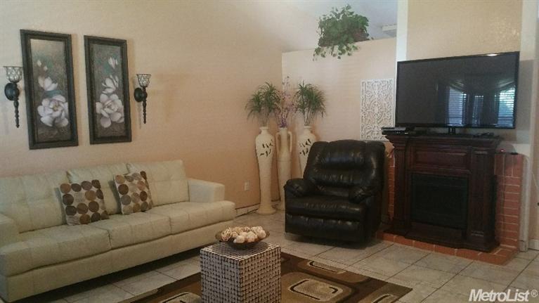 2056 Rock Pine Ct, Modesto, CA 95351 photo 4
