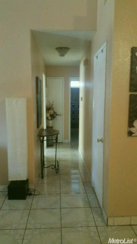 2056 Rock Pine Ct, Modesto, CA 95351 photo 9
