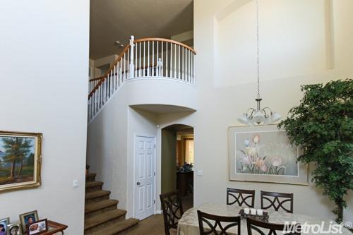 1737 Pagola Ave, Manteca, CA 95337 photo 4