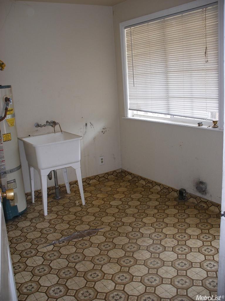 2104 Budd St, Modesto, CA 95350 photo 7