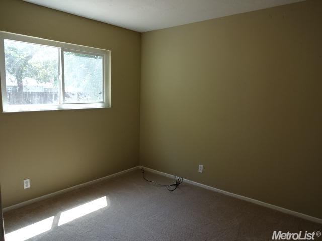 2920 Tahoe Dr, Merced, CA 95340 photo 8