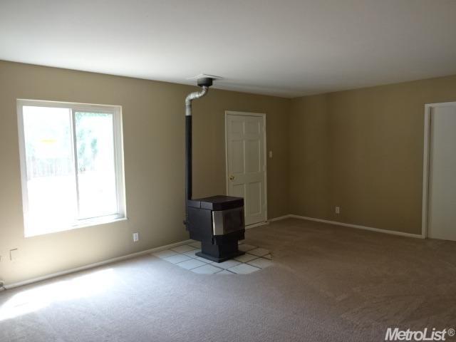 2920 Tahoe Dr, Merced, CA 95340 photo 3