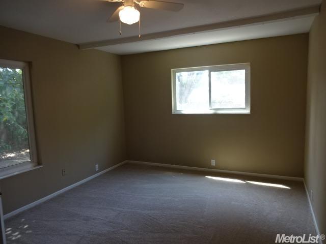 2920 Tahoe Dr, Merced, CA 95340 photo 2