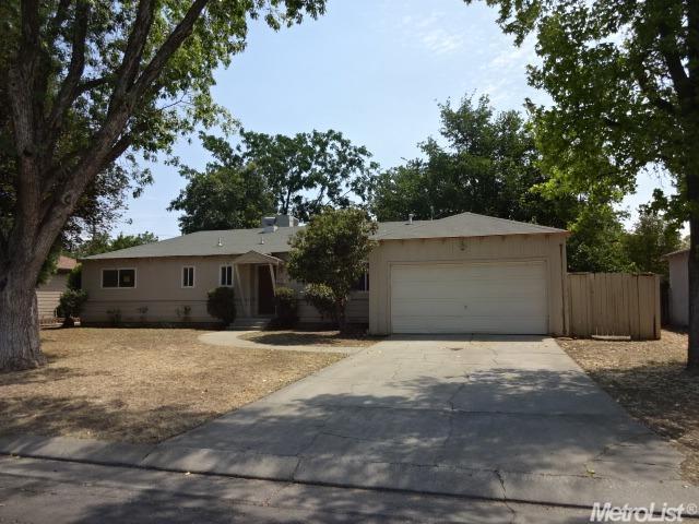 2920 Tahoe Dr, Merced, CA 95340 photo 1