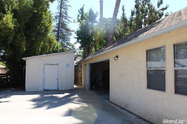 1943 Marshall, Turlock, CA 95380 photo 13